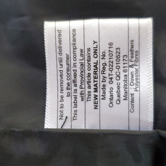 GUESS- Red/Black Goose Down Filled Coat Faux fur Detach hood Warm! Winter Sz.M - Picture 11 of 11